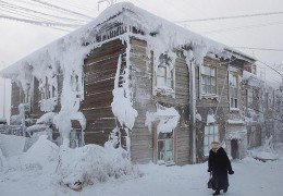 世界上最冷的地方在哪，有人居住吗