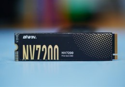 疾速6300MB/s！佰维NV7200固态硬盘图赏